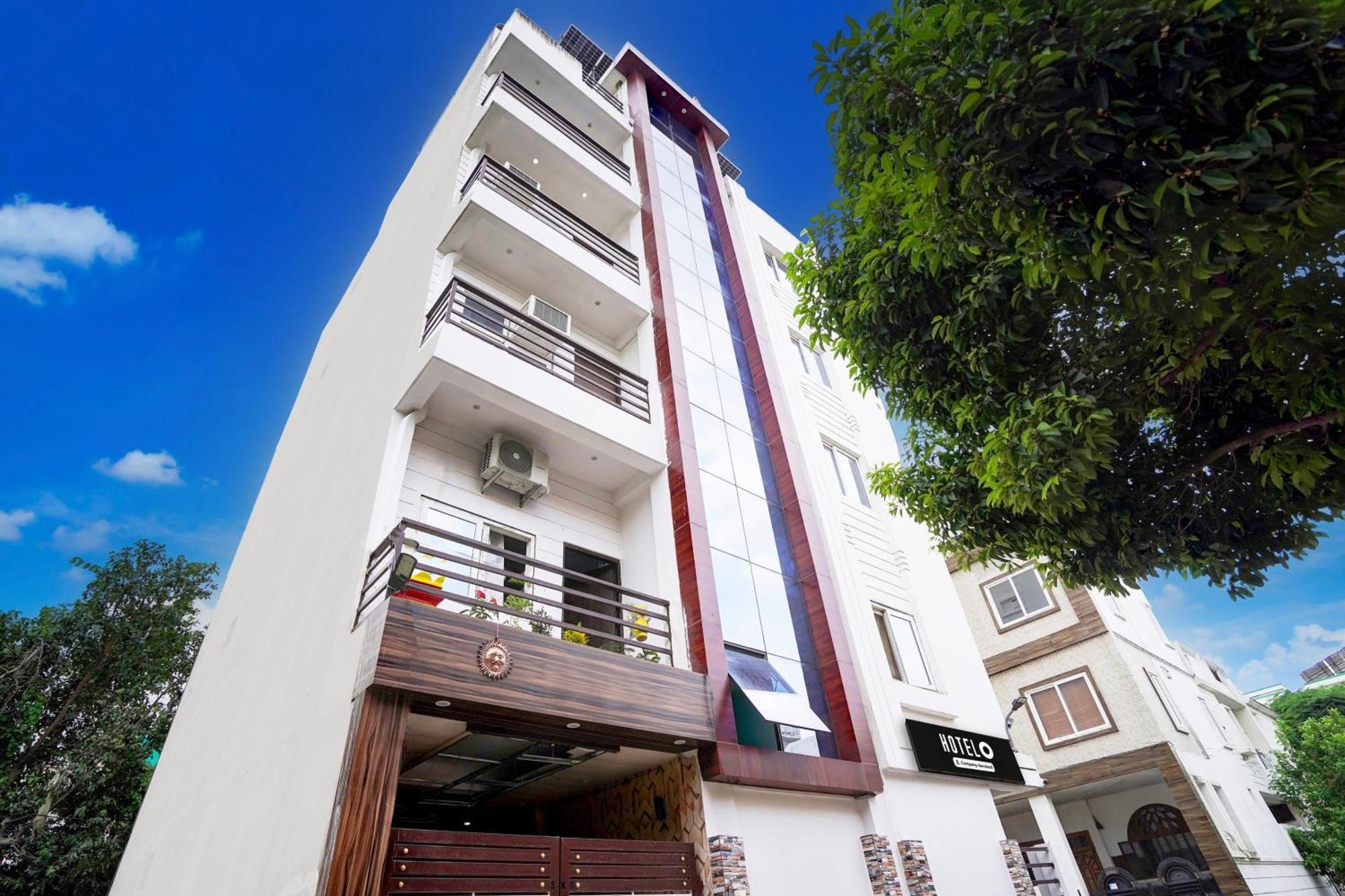 Super Hotel O Blw Kakarmatta Near Banaras Junction Варанаси Екстериор снимка