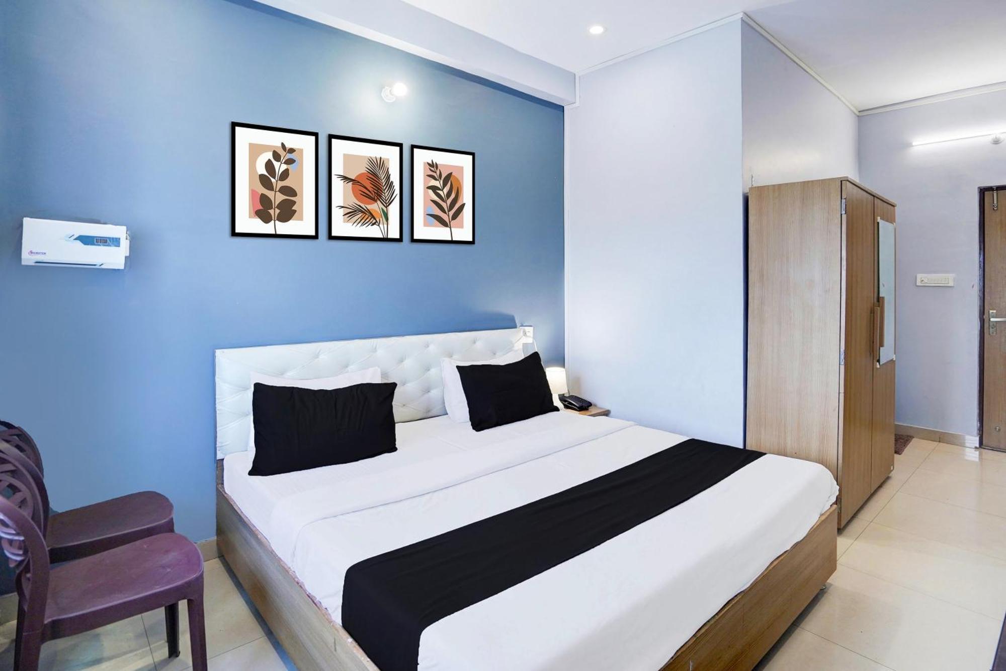 Super Hotel O Blw Kakarmatta Near Banaras Junction Варанаси Екстериор снимка
